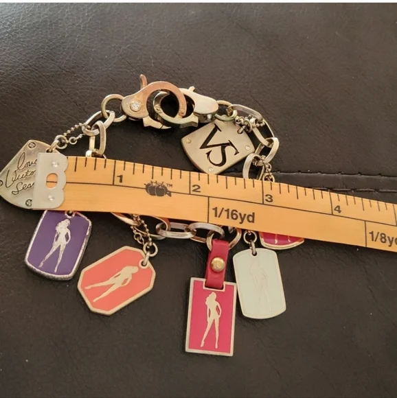 Victoria's Secret Charm Bracelet - Picture 2 of 2